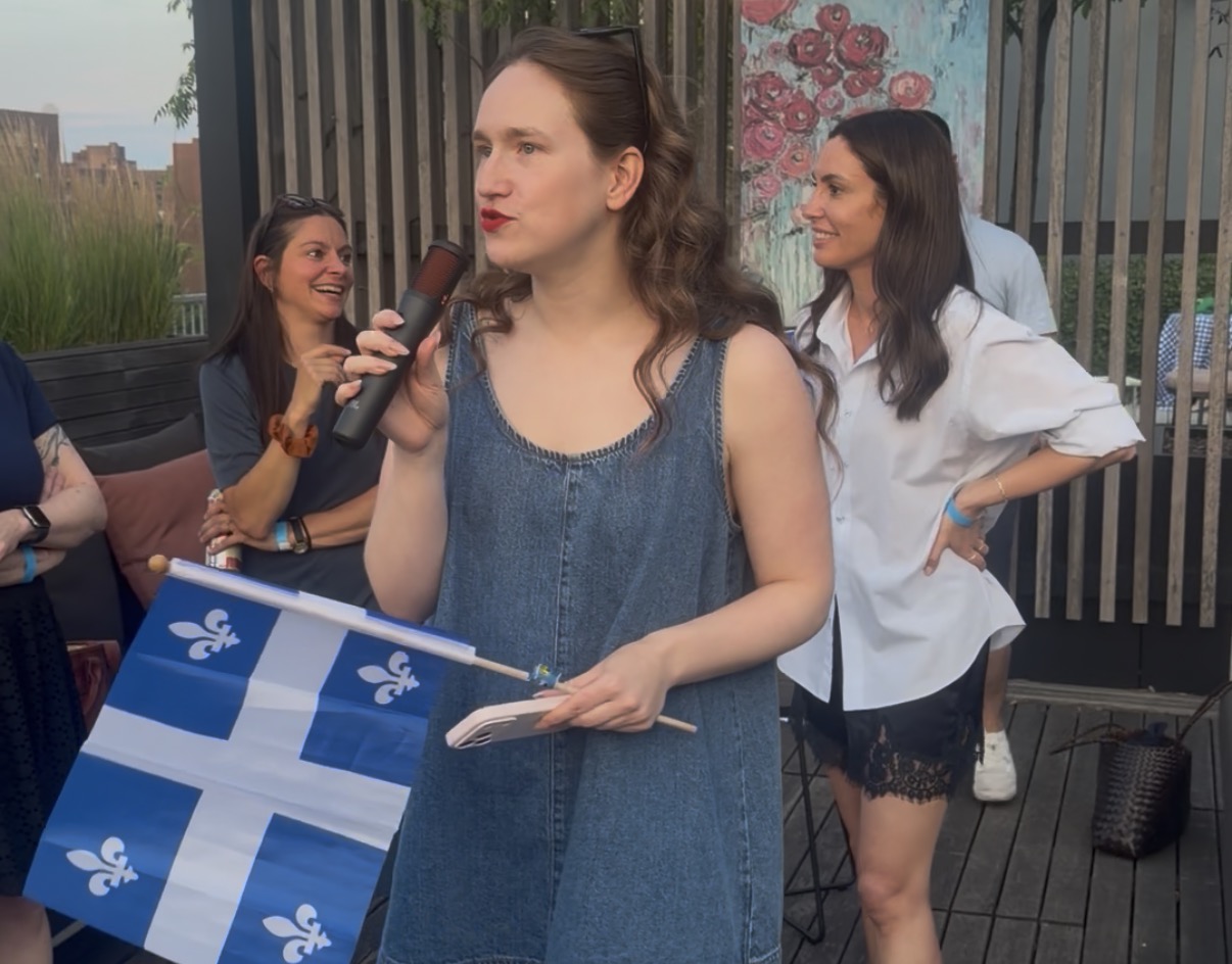 Une soirée québécoise réunissant des participants à New York